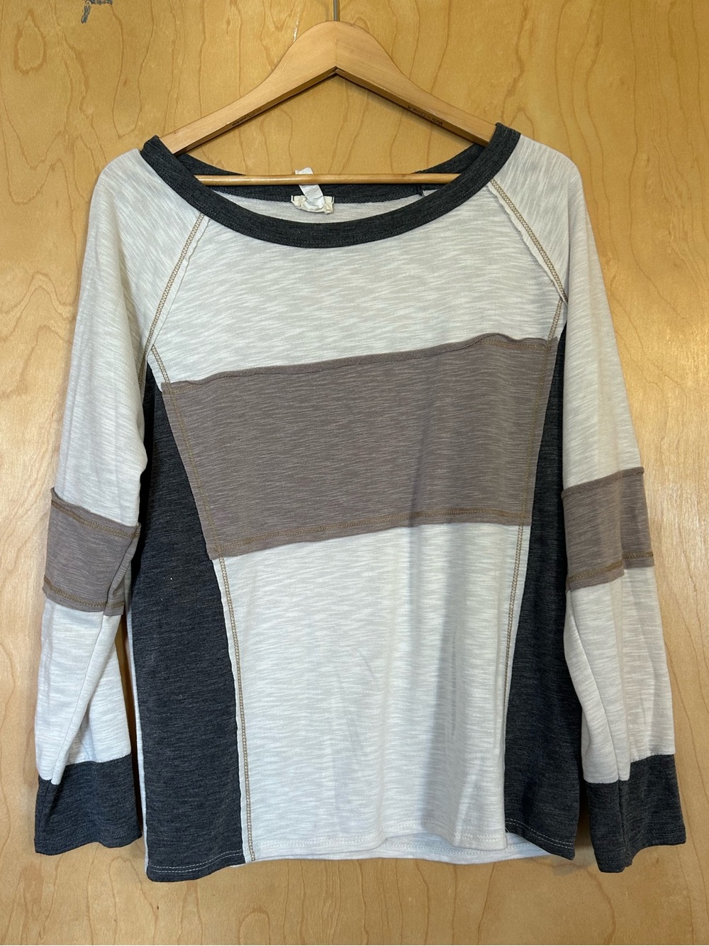 BiBi Cream, Gray, Taupe Colorblock Long-Sleeve Top